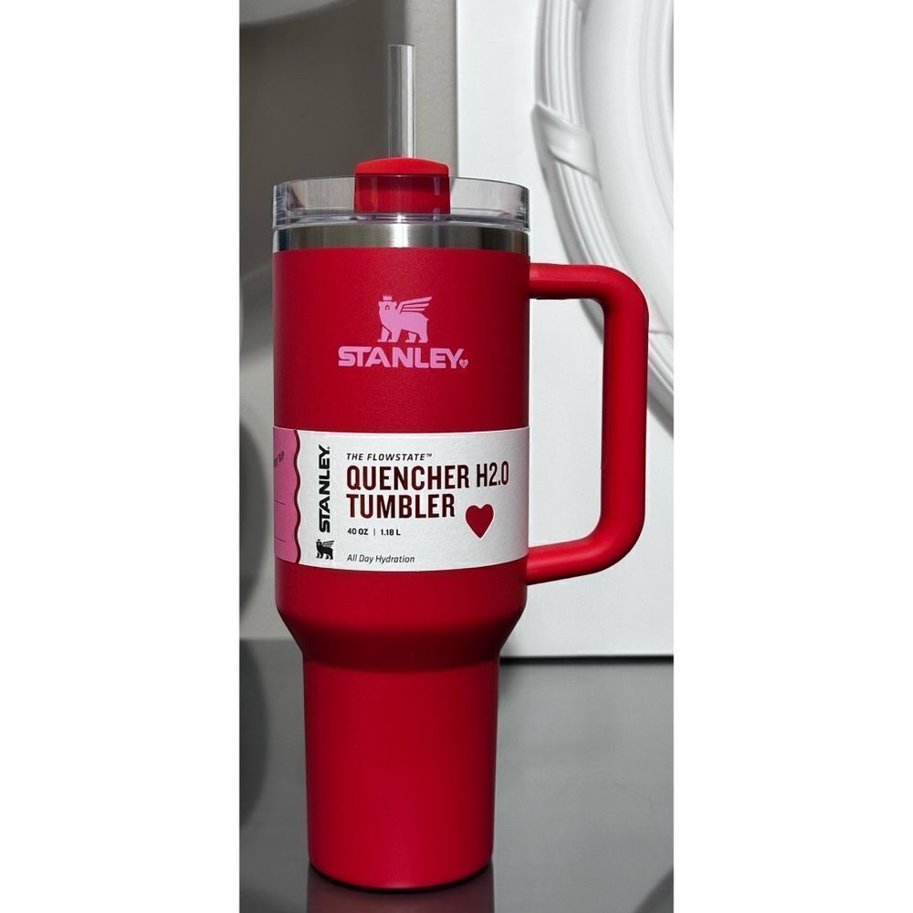 Stanley Quencher H2.0 FlowState Tumbler 40oz, TARGET RED‎